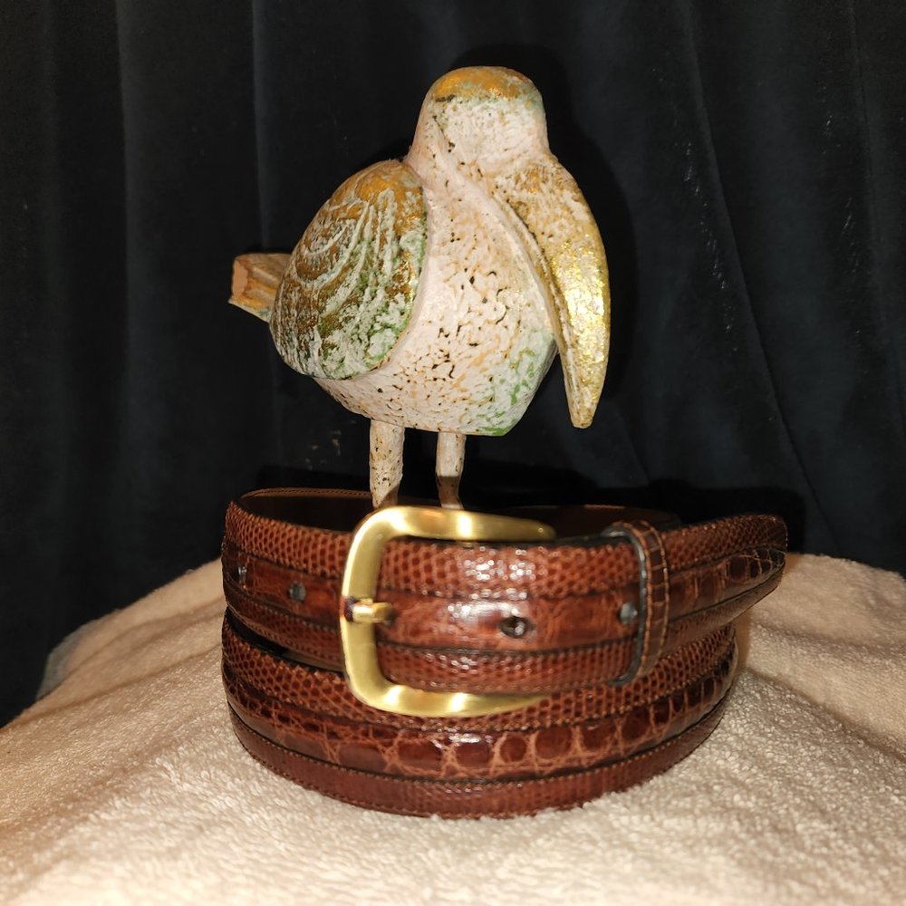 Cale' of Spain Genuine crocodile men dress belt.  Brown size 34 (fits 32" waist)